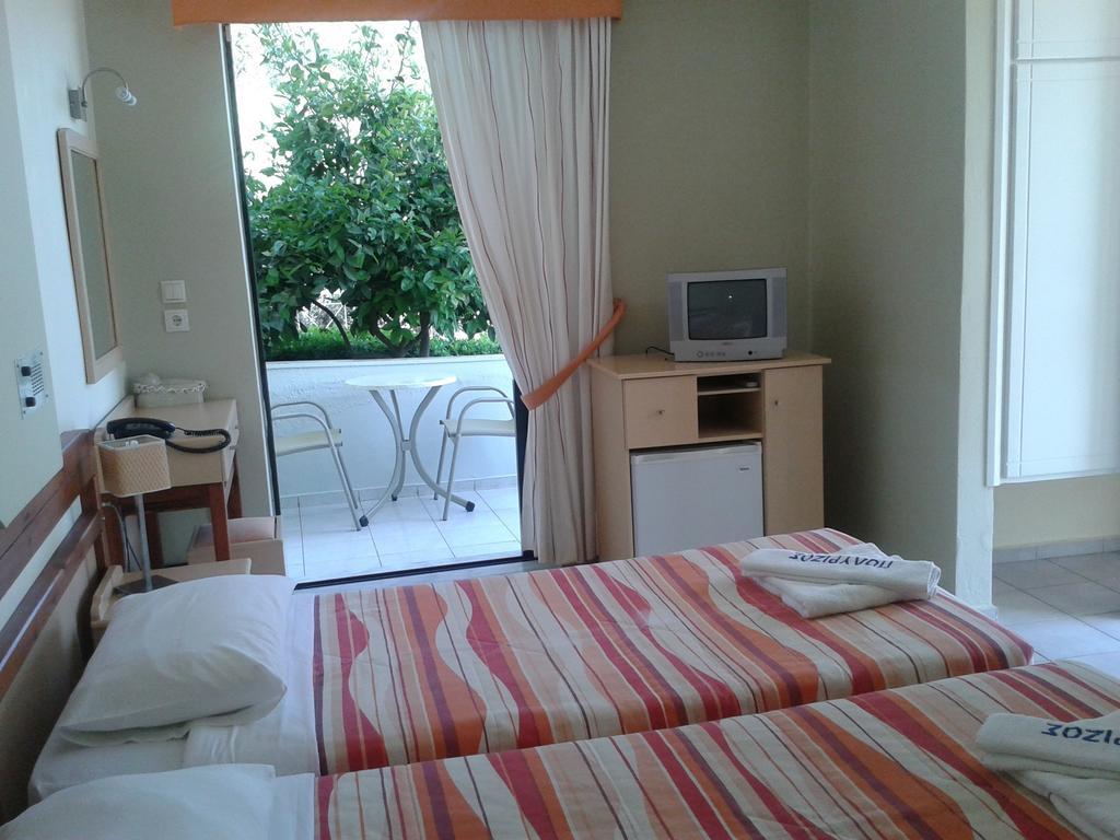 Polyrizos Hotel Rodakino Cameră foto